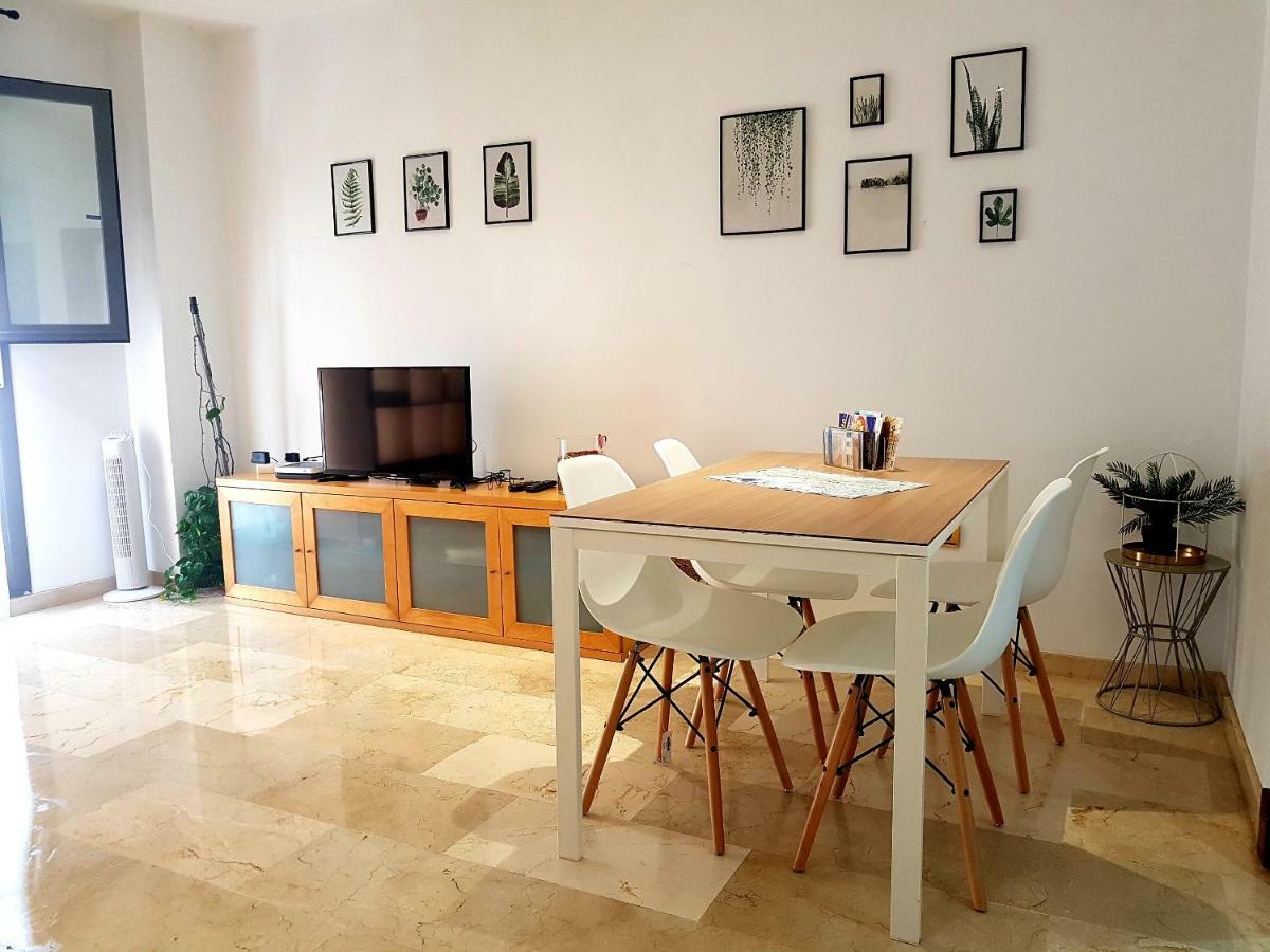Bel Appartement Au Centre Ville Et De La Plage Ceuta Exteriér fotografie
