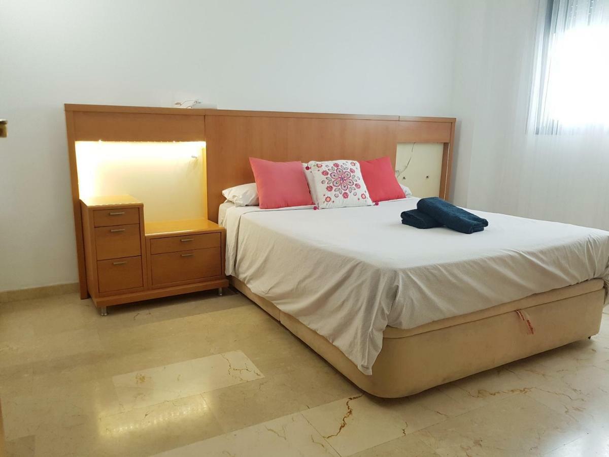 Bel Appartement Au Centre Ville Et De La Plage Ceuta Exteriér fotografie